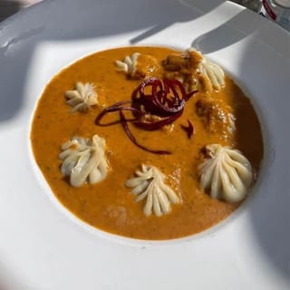 MoMo with Jhol